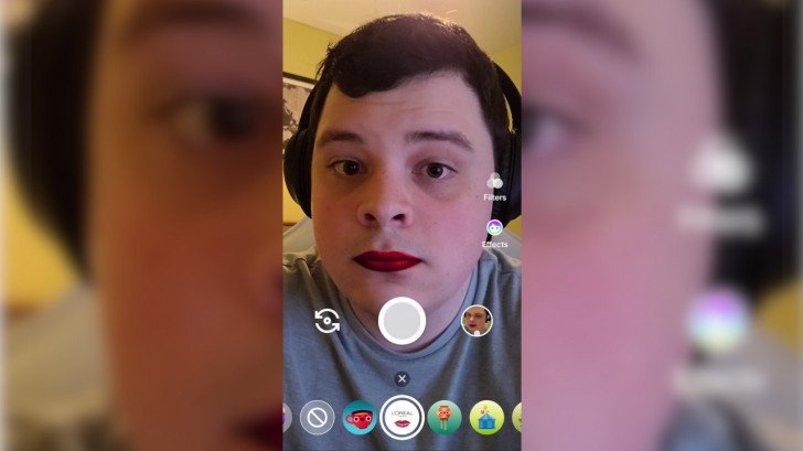 Как вам помада, мужики? Google Duo начал подкрашивать пользователей - 1 Как вам помада, мужики? Google Duo начал подкрашивать пользователей