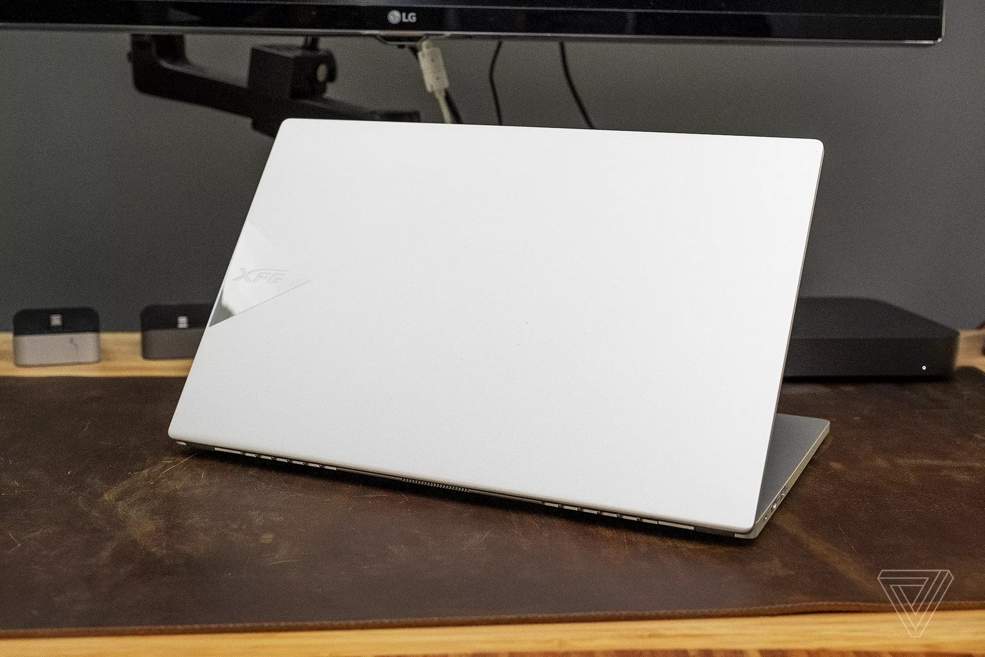 «Шаблон ноутбука» от Intel, NUC M15, должен помочь небольшим производителям взять верх над HP и Dell - 3