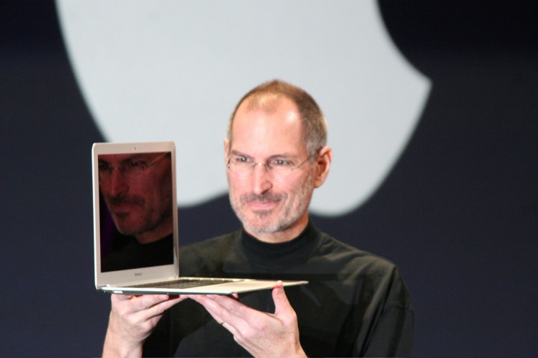 Apple исполнит мечту своих давних фанатов. В ноутбуки MacBook вернётся магнитный зарядник MagSafe