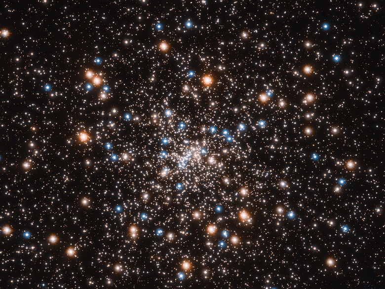 Телескоп «Хаббл» позволил обнаружить скопления маленьких черных дыр