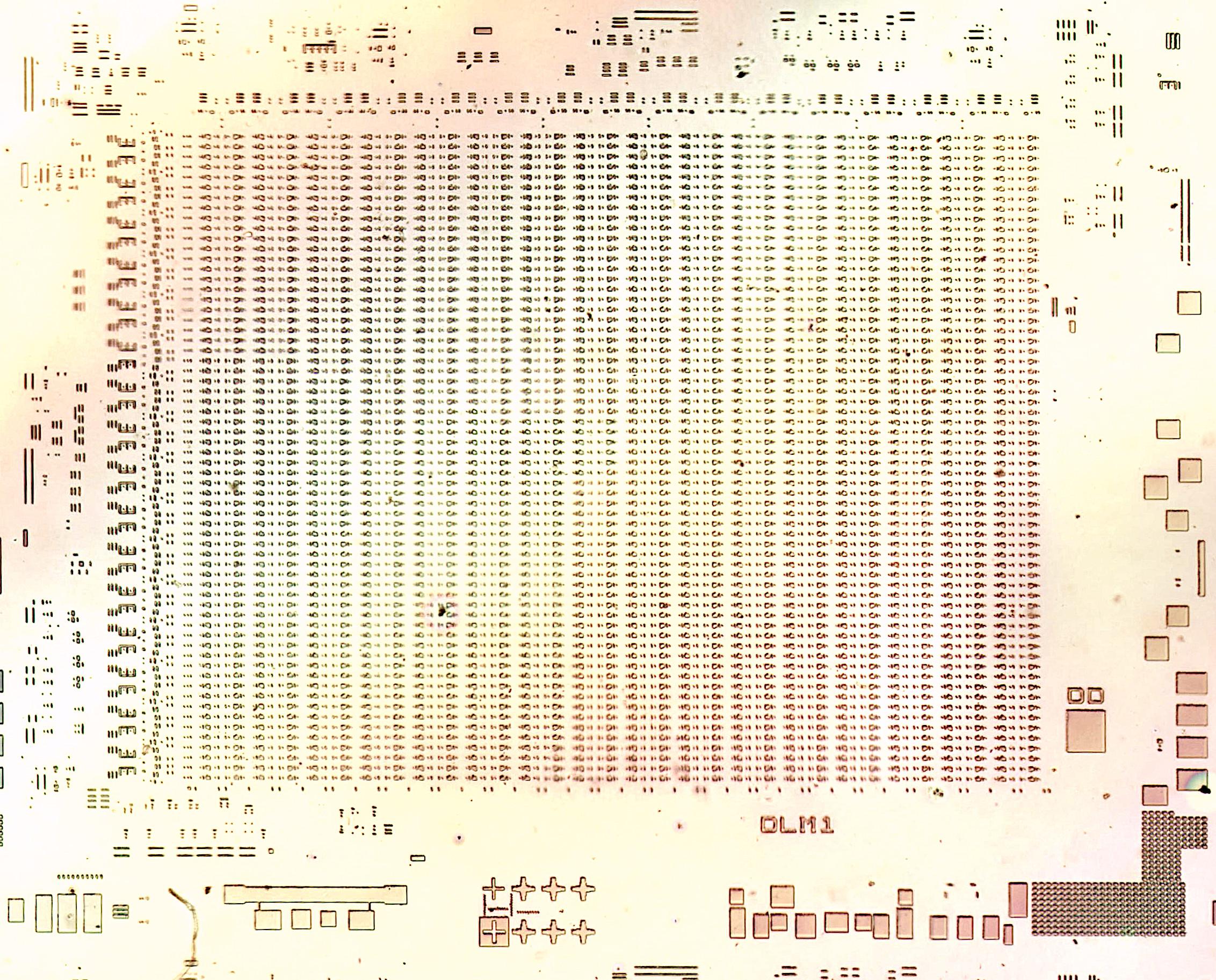 Разбираем пресс-папье от IBM: реверс-инжиниринг чипов памяти из 1970-х - 8