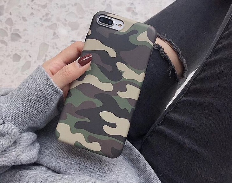 Лучший подарок на 23 февраля — смартфон, но дарят носки и пену для бритья - 1 Лучший подарок на 23 февраля — смартфон, но дарят носки и пену для бритья