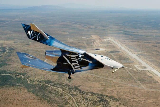 Virgin Galactic переносит начало туристических полетов в космос на будущий год - 1 Virgin Galactic переносит начало туристических полетов в космос на будущий год