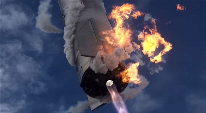 SpaceX опубликовала захватывающее видео с высотным полетом космического корабля Starship SN10. До того, как он взорвался