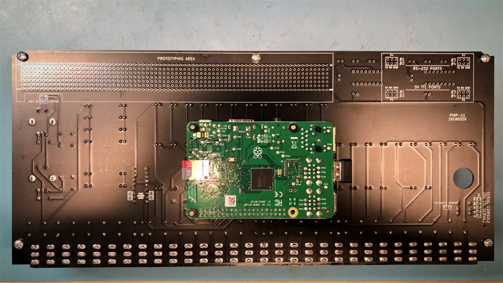PiDP-11 — свежий взгляд во времена «Большого железа» - 6