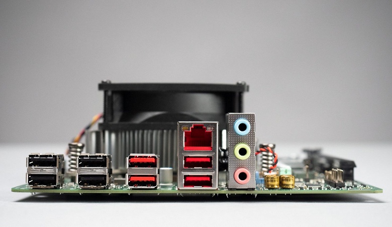 Почти Xbox Series X в основе вашего ПК. Так выглядит плата с APU AMD 4700S - 2 Почти Xbox Series X в основе вашего ПК. Так выглядит плата с APU AMD 4700S