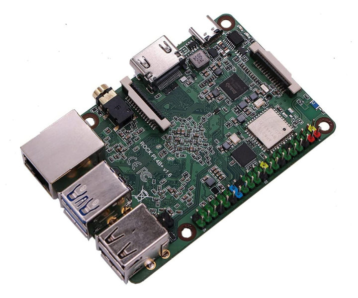 Rock Pi 4 Plus: альтернатива Raspberry Pi 4 Model B с собственной ОС и накопителем - 2