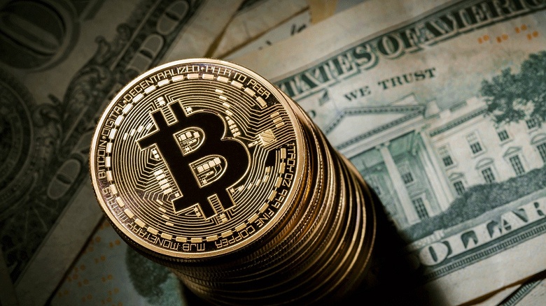 Bitcoin обвалился ещё на 10% за сутки
