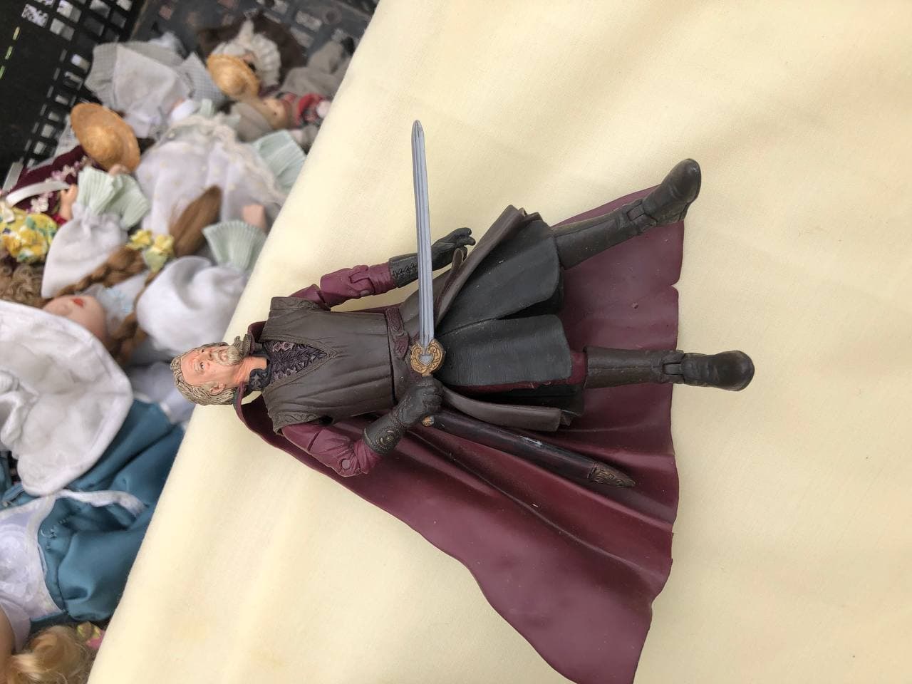 Испанская барахолка: камеры, старые сотовые телефоны и очень старые ноутбуки - 16 Испанская барахолка: камеры, старые сотовые телефоны и очень старые ноутбуки - 16