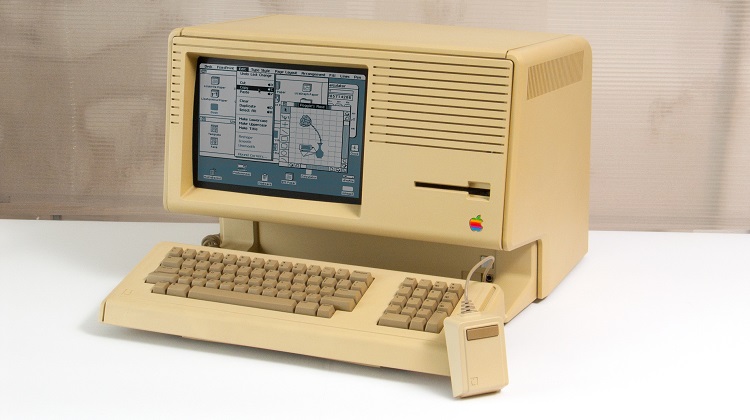 Стив Джобс был вынужден бросить разработку Лизы. Решение, которое побудило его разработать легендарный Macintosh