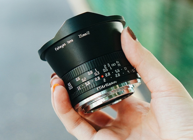 Объектив TTartisan 7.5mm f 2 для беззеркальных камер стоит 150 долларов - 1 Объектив TTartisan 7.5mm f/2 для беззеркальных камер стоит 150 долларов