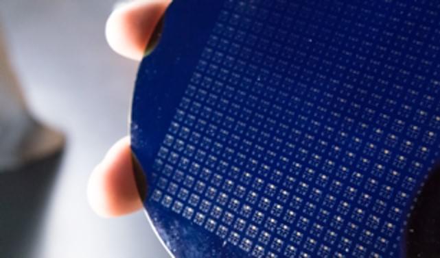 У Akhan Semiconductor готова первая в своем роде «алмазная» пластина диаметром 300 мм