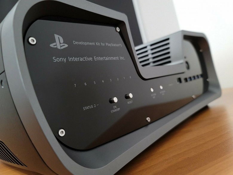 На eBay попытались продать Sony PlayStation 5 для разработчиков. Перед удалением цена достигла почти 250 тысяч рублей