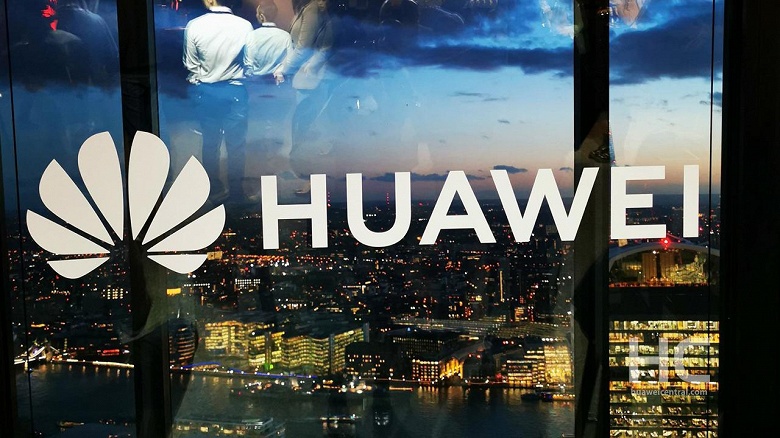 Huawei сообщила о рекордном падении выручки в результате давления со стороны США