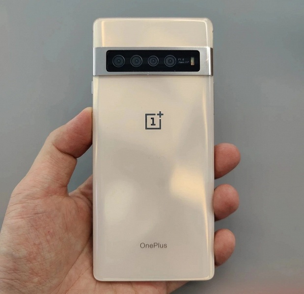 Почти Google Pixel 6 Pro, только от OnePlus и ещё в 2018 году. Появилось фото необычного прототипа OnePlus 7