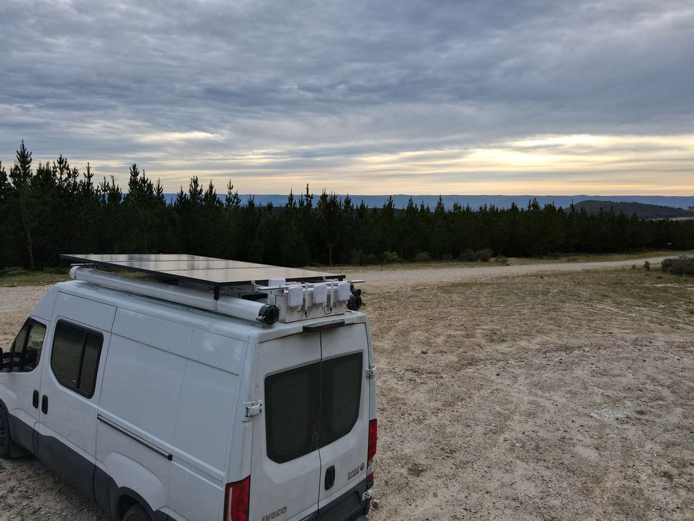 В моём офисном фургоне шесть каналов в интернет, а скоро будет семь - 23