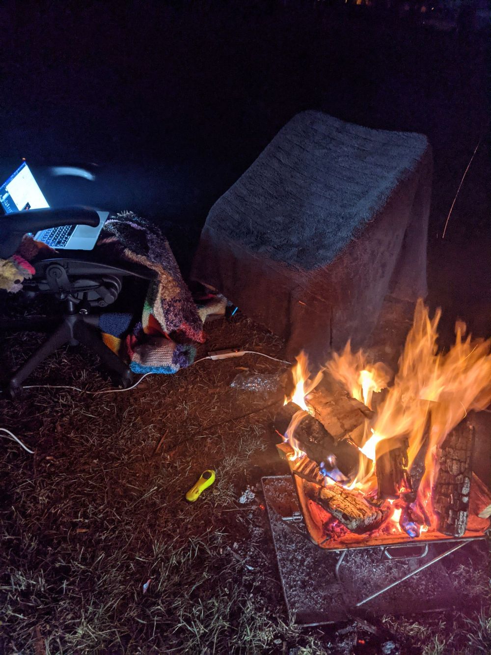 В моём офисном фургоне шесть каналов в интернет, а скоро будет семь - 4