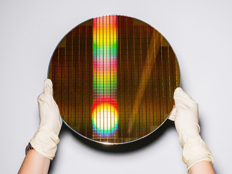 В четвертом квартале контрактные цены на флеш-память NAND начнут снижаться - 1 В четвертом квартале контрактные цены на флеш-память NAND начнут снижаться