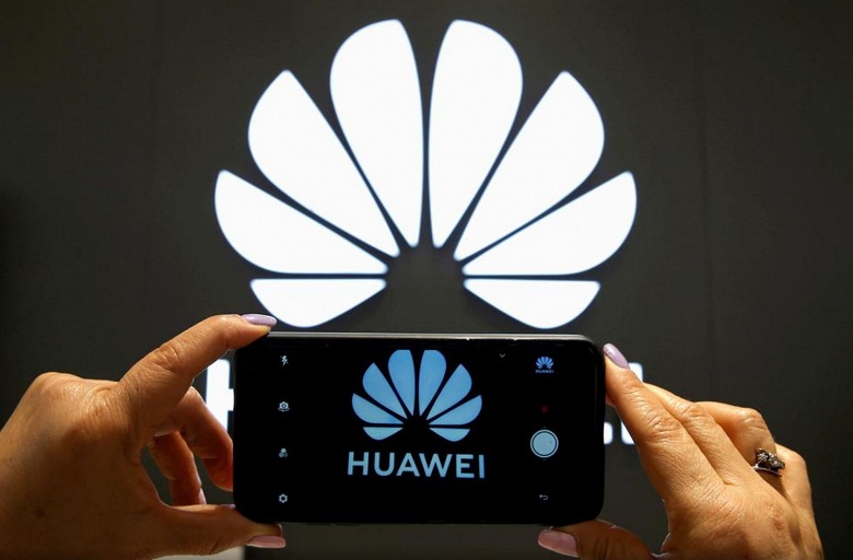 Выручка Huawei от смартфонов в 2021 году упадёт как минимум на 30–40 млрд долларов