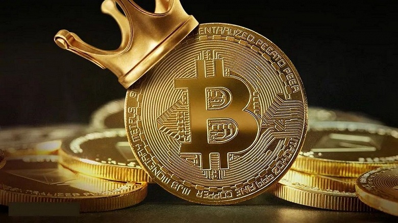Bitcoin взлетел. Курс главной криптовалюты мира поднялся выше 55,5 тысяч долларов впервые с середины мая, капитализация превысила триллион долларов - 1 Bitcoin взлетел. Курс главной криптовалюты мира поднялся выше 55,5 тысяч долларов впервые с середины мая, капитализация превысила триллион долларов