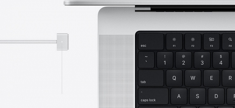 Новый MacBook Pro 16 кое в чём проигрывает младшей модели. Он не поддерживает быструю зарядку посредством USB-C