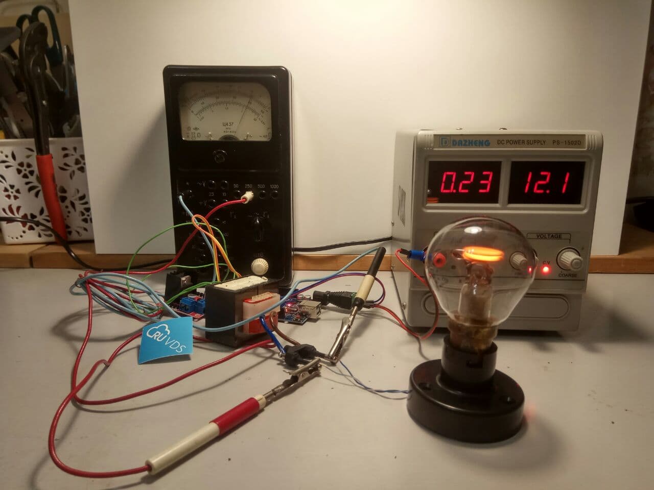 Способы питания электролюминесцентных индикаторов - 23 Способы питания электролюминесцентных индикаторов - 23