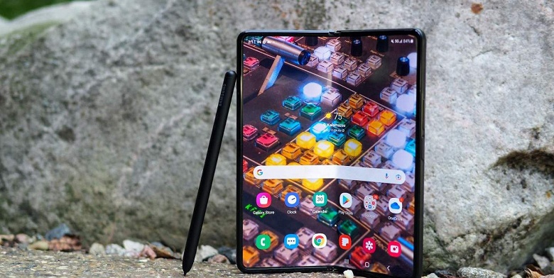 Вопреки складке экран Samsung Galaxy Z Fold3 получил очень высокую оценку. Специалисты DxOMark поставили его вровень с Note20 Ultra