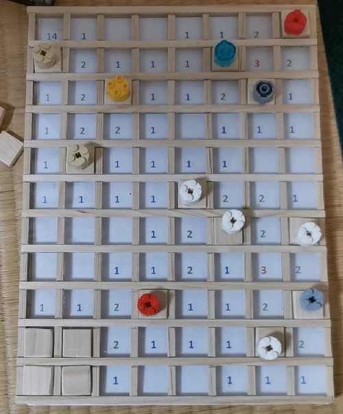 DIY Minesweeper из подручных материалов - 5