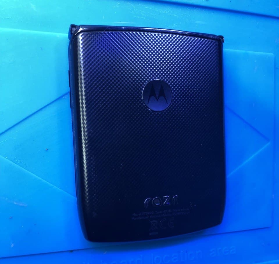 Motorola Razr 2019 с гибким экраном: опыт использования и личное мнение о девайсе - 5