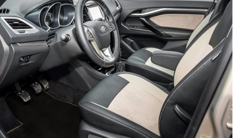 АвтоВАЗ лишил Lada Vesta &laquo;кожаного&raquo; салона