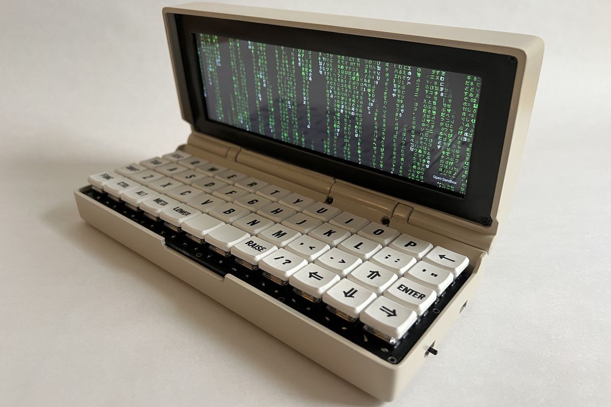 Penkesu — портативный ретро-компьютер с механической клавиатурой - 1
