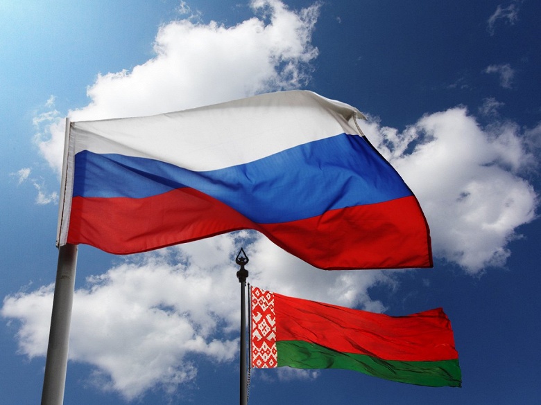 Россия и Белоруссия отменяют плату за входящие в роуминге