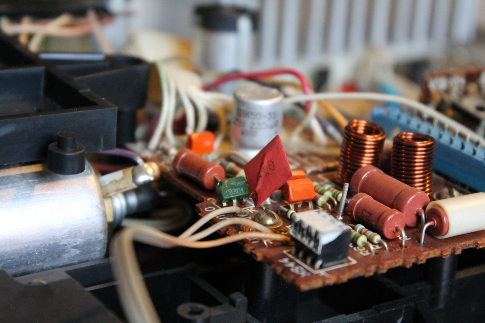 Как слушать музыку неправильно, но красиво - 14