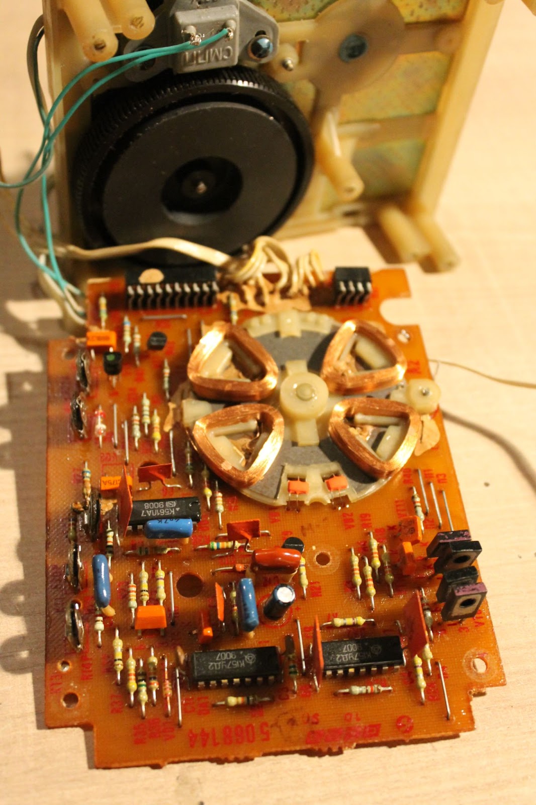 Как слушать музыку неправильно, но красиво - 21