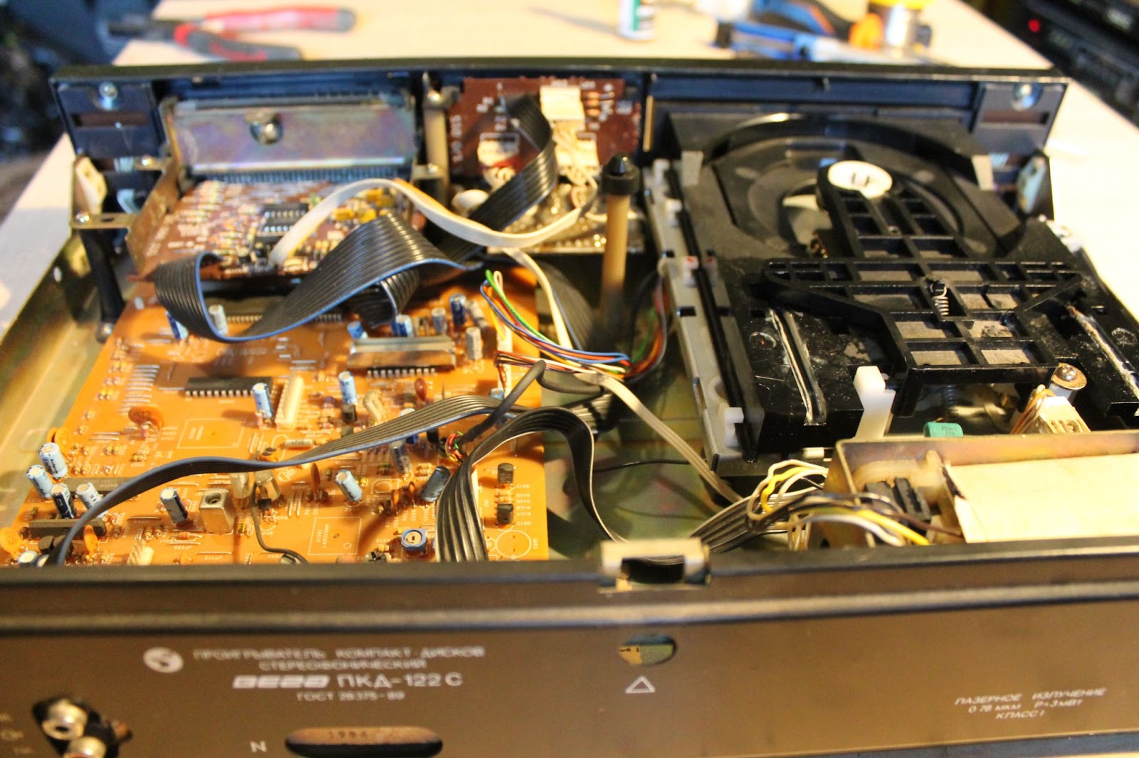 Как слушать музыку неправильно, но красиво - 25