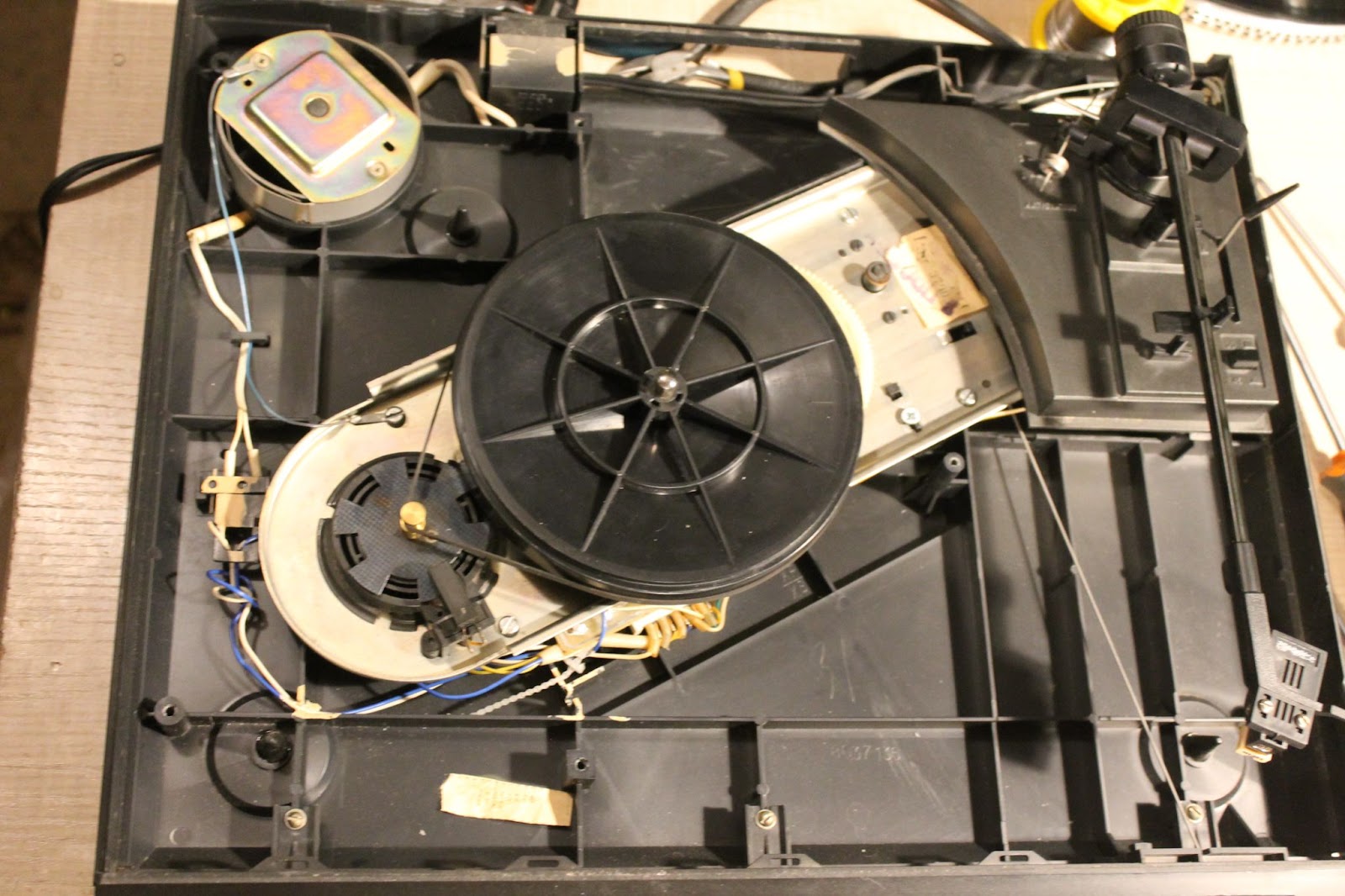 Как слушать музыку неправильно, но красиво - 30