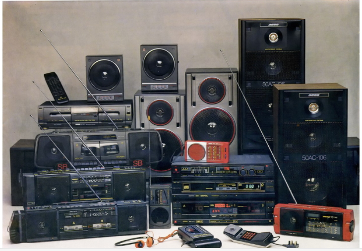 Как слушать музыку неправильно, но красиво - 33