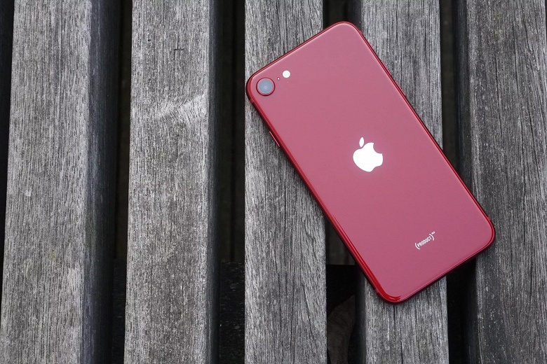 В США новый iPhone SE покупателям не особо интересен. Похоже, новинка продаётся хуже предшественника - 1 В США новый iPhone SE покупателям не особо интересен. Похоже, новинка продаётся хуже предшественника