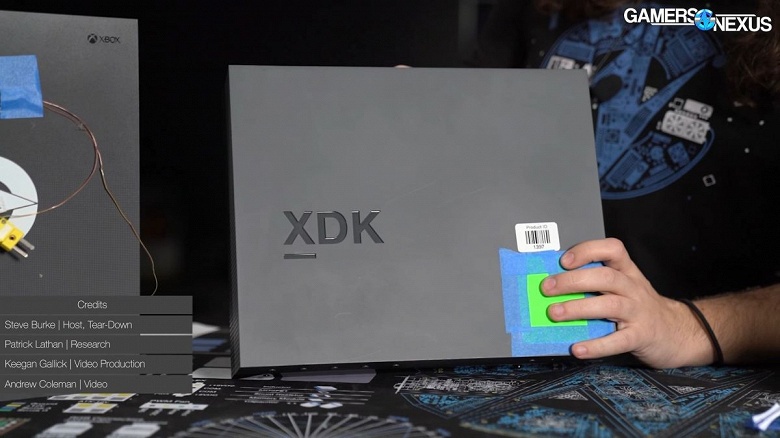 Xbox Series X с 40 ГБ памяти. Как оказалось, комплект для разработчиков отличается от серийной консоли не только дизайном