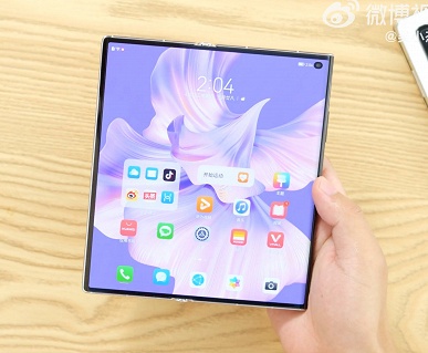 Живые фото и видео с распаковкой Huawei Mate Xs 2 подтверждают &mdash; складка на экране практически невидима