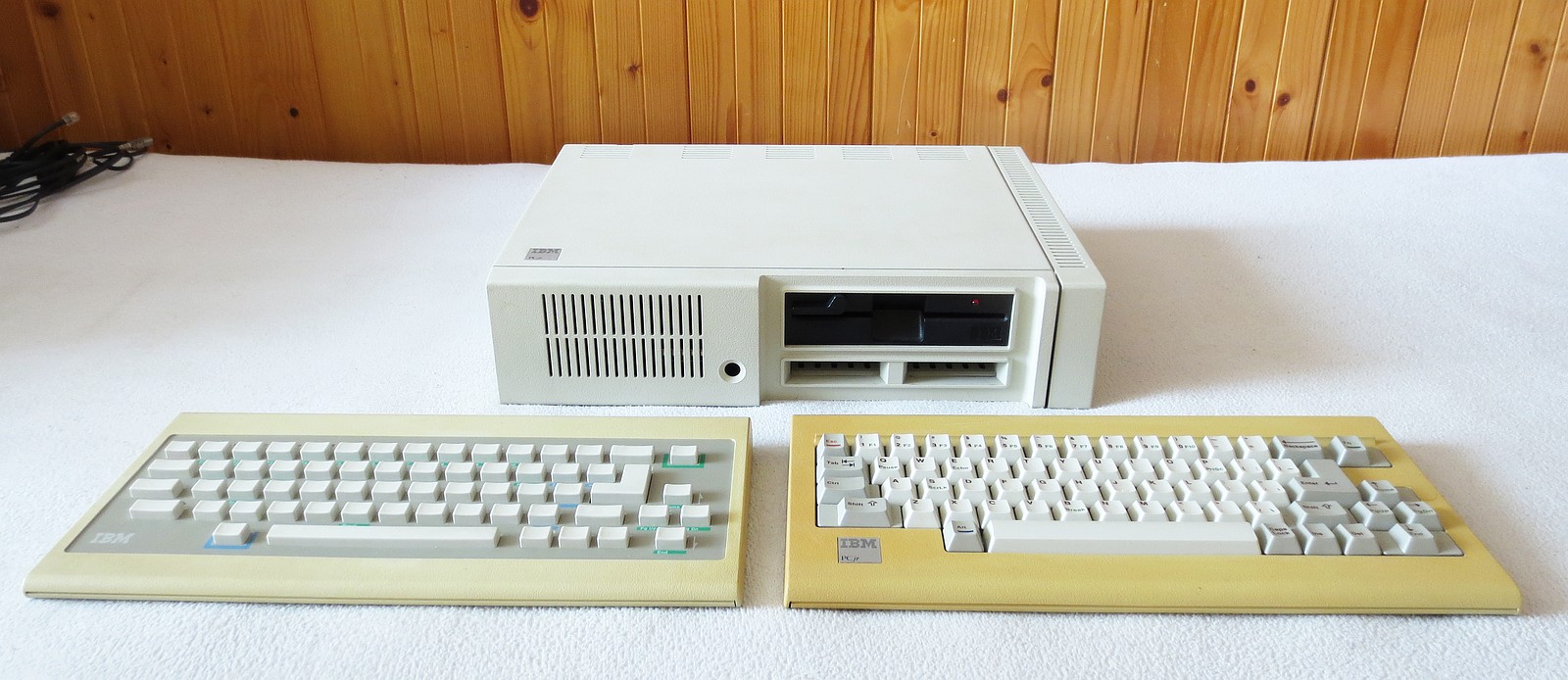 Разбираем особенности IBM 4860 PCjr - 1