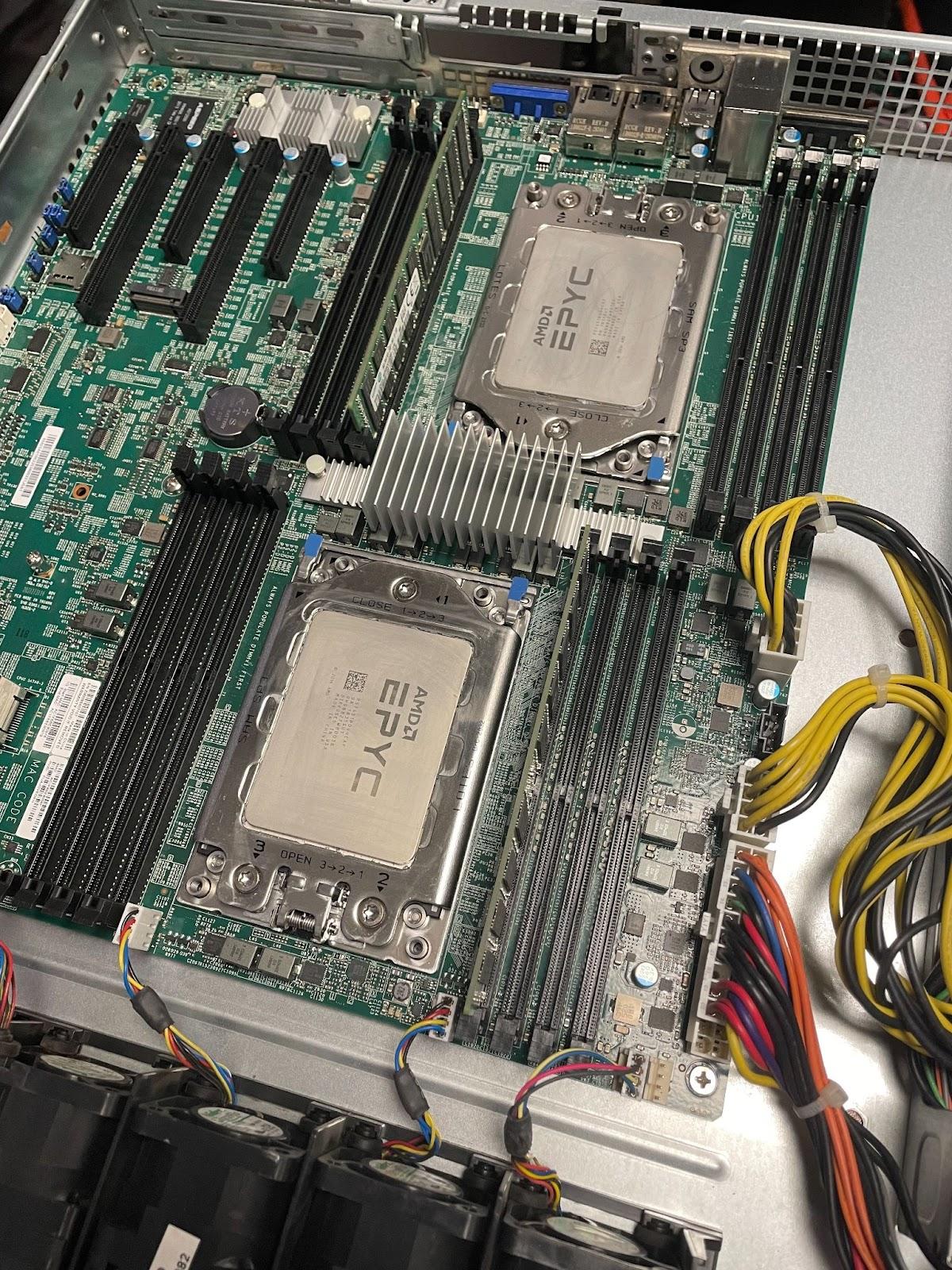 Тестируем космические технологии: насколько эффективно пассивное охлаждение серверов? - 1 Тестируем космические технологии: насколько эффективно пассивное охлаждение серверов? - 1