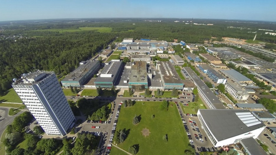В России начали строить фабрику для выпуска 28-нм чипов. Но все не так просто - 1