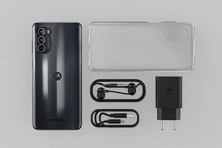 120 Гц, AMOLED, microSD, разъём для наушников, небольшая масса и американский бренд. Представлен Motorola Moto G82