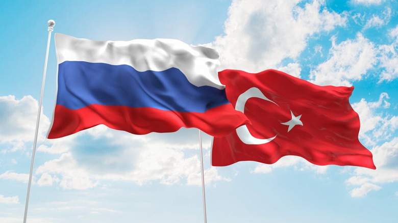 У России не хватает самолётов, да и те могут арестовать: Турции разрешили взять на себя две трети перёлетов в Россию