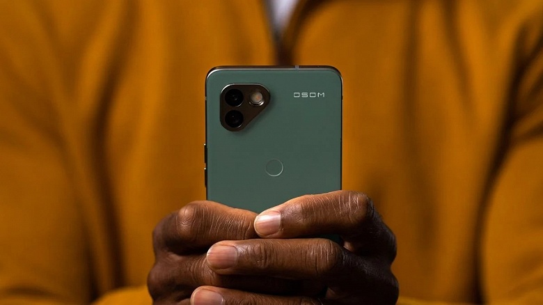 &laquo;Потрясающий&raquo; смартфон получит Snapdragon 8 Plus Gen 1. OSOM OV1 меняет платформу и выйдет в конце года