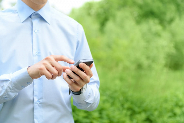 Борьба с &laquo;мобильным рабством&raquo; продолжается: с начала года почти 800 тысяч абонентов поменяли оператора связи с сохранением номера