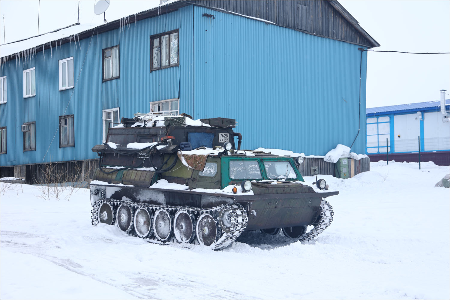 «Арктическая база» без современных технологий: как живут оленеводы - 8