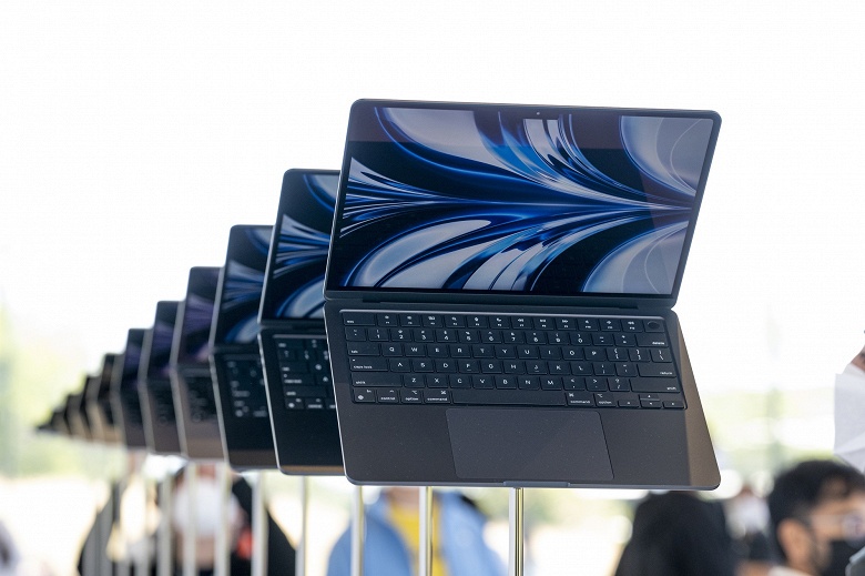 Инсайдер Марк Гурман рассказал о новых ноутбуках Apple — в их числе ожидается 15-дюймовый MacBook Air