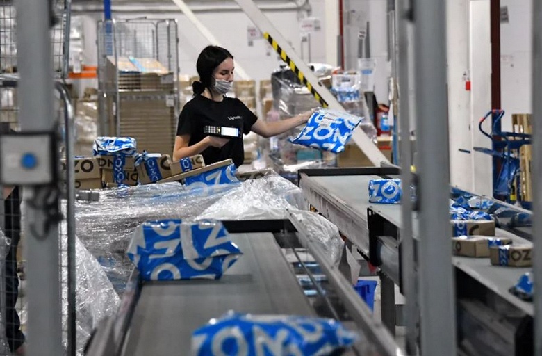 &laquo;Яндекс Маркет&raquo; начал самостоятельно завозить в Россию бытовую технику и видеокарты AMD, а Ozon по этой же схеме ввозит технику Apple